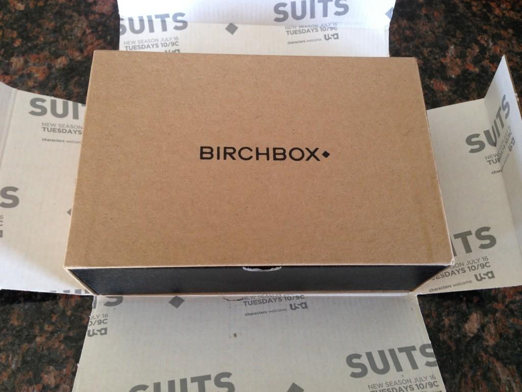 June Birchbox Man - SUITS Edition