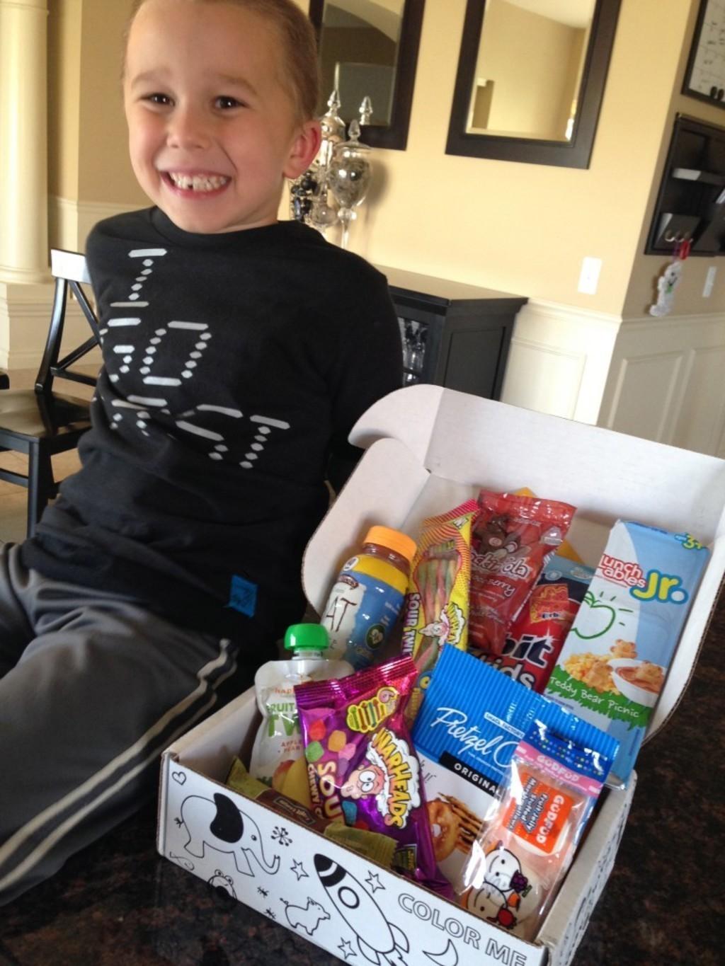 L and his Goodies Box!
