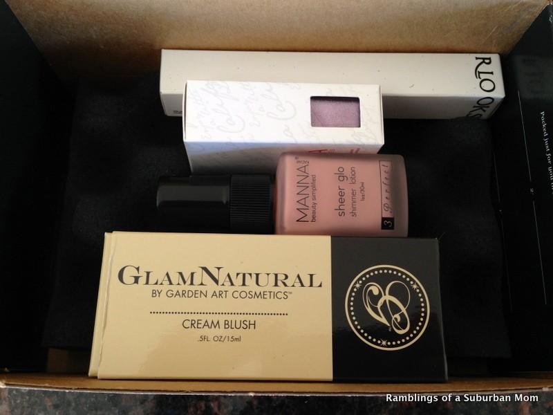 February 2014 Wantable Makeup Box Review